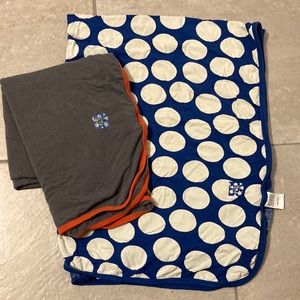 2 x Swaddling blanket